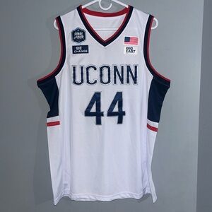 UCONN Huskies 2023 NCAA Jersey Division 1 March Madness CHAMPS Andre Jackson Jr.
